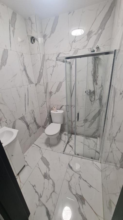 Апартаменти Rmf Naworol 10,,,, Wjazd Od Nr 6 Щецин Екстер'єр фото